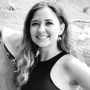 Meet your Posher, Abbye